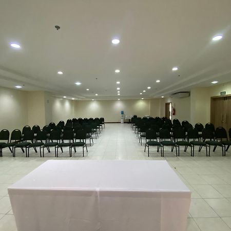 Hotel Premier เซาลูอิส ภายนอก รูปภาพ